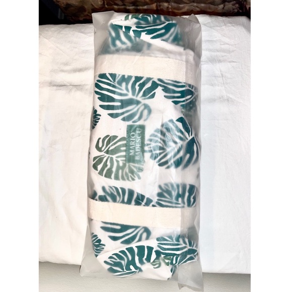 NEW Mario Badescu - Tropical Large Travel Tote Duffel Bag - Limited Edition - Picture 2 of 6